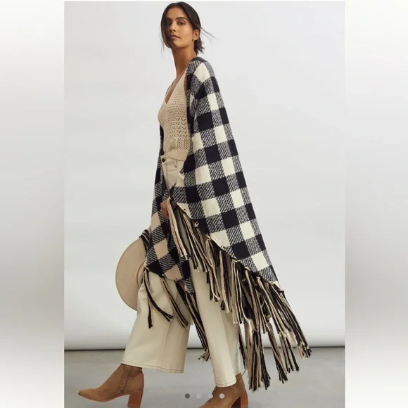 NWT Anthropologie Black and White Plaid Fringe Wrap - Picture 3 of 4